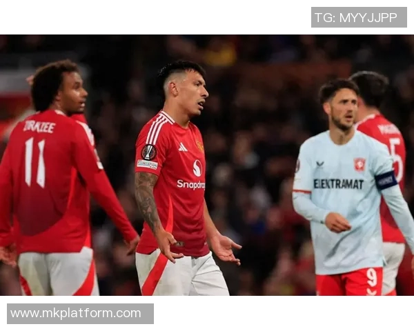 波尔图狂胜曼联四球红牌争议引发全场热议