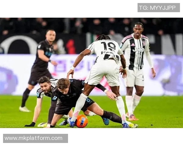 西甲精彩对决国米狂胜尤文图斯四球横扫引爆全场激情瞬间