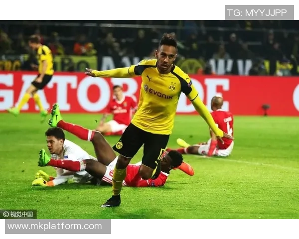 世界杯波尔图大胜多特蒙德帽子戏法引发全场狂欢战术分析揭秘