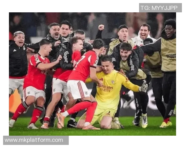 中超激战利物浦险胜本菲卡争议判罚引发全场热议