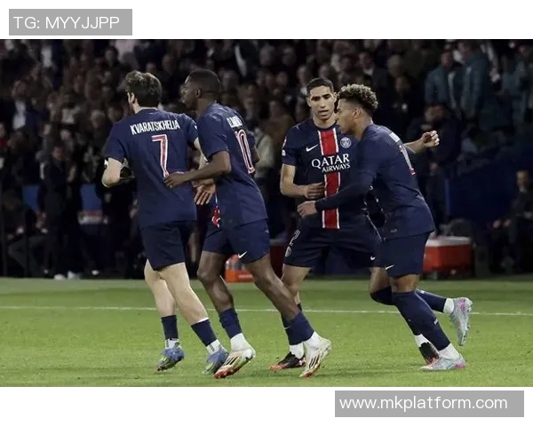 国王杯激战巴黎圣日耳曼逆转那不勒斯全场沸腾数据解析引发热议