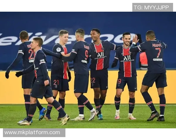 世界杯激战巴黎圣日耳曼点球大战险胜曼联全场沸腾数据解析