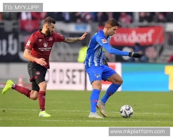 德甲激战：里昂6-2狂胜那不勒斯点球大战点燃全场激情